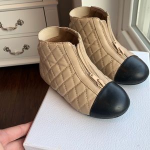 Age of Innocence boots!